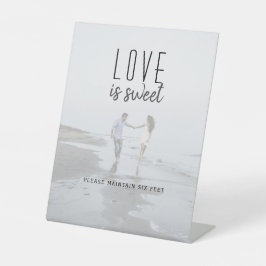 モダンな写真の結婚式"Love is Sweet"サイン 台座サイン