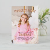 モダンな写真プリンセスパーティー誕生日 箔招待状 (立ち正面)