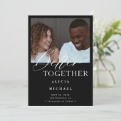 モダンな写真 白黒 シンプルな結婚式 セーブザデート (スタンド正面)