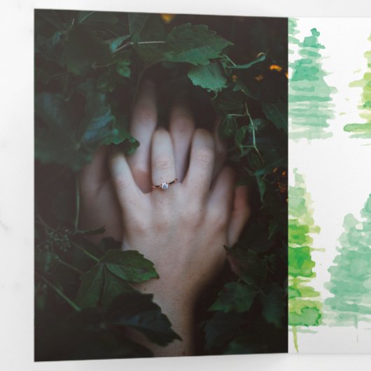 モダンな冬の水彩画 松の木 ウェディング 三つ折り招待状 (内部最初)