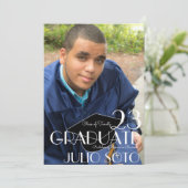 モダンな卒業タイポグラフィ・スクリプト写真 招待状 (スタンド正面)
