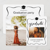 モダンな卒業帽 カジュアル スクリプト 招待状 (正面/裏面)