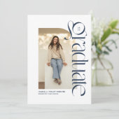 モダンな卒業式 ネイビーブルーの写真 卒業のお知らせ 招待状 (スタンド正面)