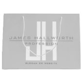 モダンな印象のビジネス用モノグラム | グレー ラージペーパーバッグ (正面)