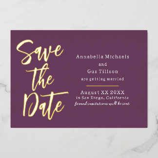 モダンな大フォントのプラムパープル Save the Date 箔招待状