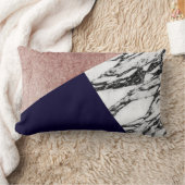 モダンな大理石のばら色の金ゴールドおよび濃紺Tricut Geo ランバークッション (ブランケット)
