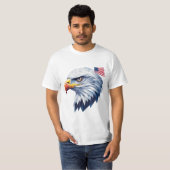 モダンな愛国心あふれるGeometric Eagle USAデザイン Tシャツ (正面フル)