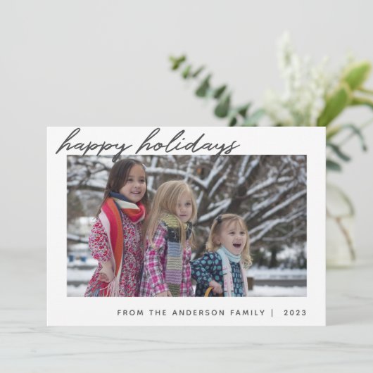 モダンな手書きフォントのハッピーホリデイズ家族写真 シーズンカード (スタンド正面)