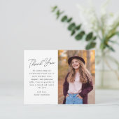 モダンな手書きフォントの卒業写真感謝メッセージ ポストカード (スタンド正面)