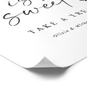 モダンな手書き風ウェディングサイン Love is Sweet ポスター (角)