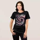 モダンな抽象芸術のピンクと黒と白の渦 トライブレンドTシャツ (正面全面)