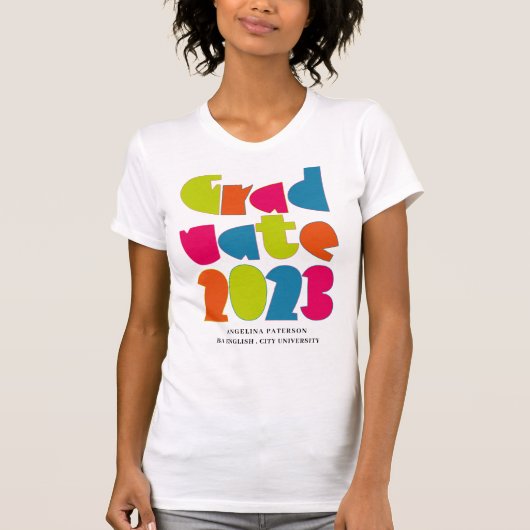 モダンな明るい色の文字の卒業生 2023 Tシャツ (正面)