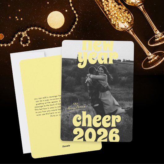 モダンな明るい黄色の年明けの歓声 2026 写真 シーズンカード