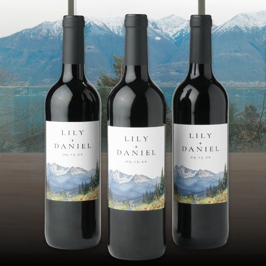 モダンな水彩山のワイルドフラワーウェディング ワインラベル