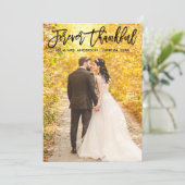 モダンな永久にブラシの原稿の感謝している結婚式の写真 サンキューカード (スタンド正面)