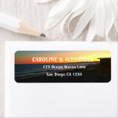 モダンな海の夕焼けトロピカルビーチ返送先住所 ラベル (インサイチュ)