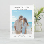 モダンな海岸の幸せな新婚夫婦の写真 シーズンカード (スタンド正面)