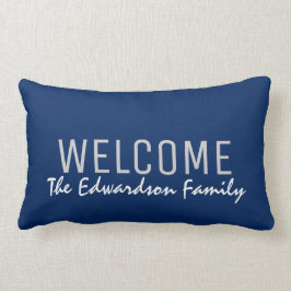 モダンな濃紺の歓迎家族のモノグラムのカスタム ランバークッション