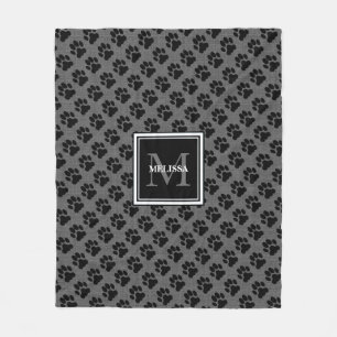 モダンな灰色のバーラップ犬の足家族のモノグラムの名前 フリースブランケット