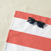 モダンな珊瑚の白い縞模様 ビーチタオル (インサイチュ)