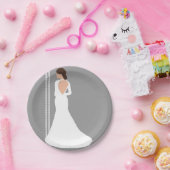 モダンな白のウェディングドレスにぴったりな ブリリアントなシャワーの装飾 ペーパープレート (パーティー)