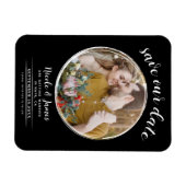 モダンな白黒の円形写真でSave the Date マグネット (横)