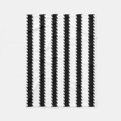 モダンな白黒ストライプの幾何学的なパターン フリースブランケット (正面)