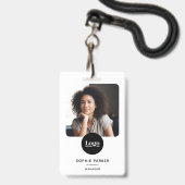 モダンな社員写真付きIDカード QRコード 白 バッジ (ストラップ付き表面)