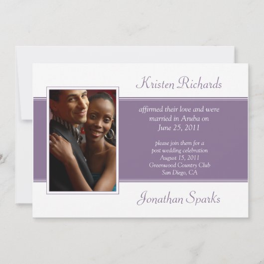 モダンな紫と白の写真投稿 ウェディング セレブレーション 招待状 (正面)