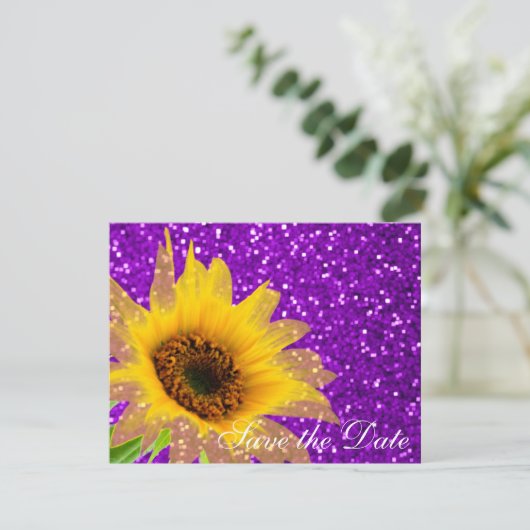 モダンな紫色のヒマワリの花の結婚式のグリッター セーブザデート (スタンド正面)