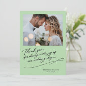 モダンな結婚式のスクリプト 2枚の写真入り御礼カード サンキューカード (スタンド正面)