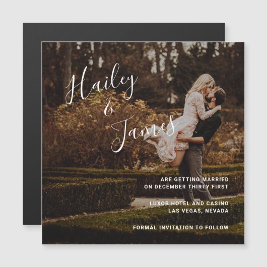 モダンな結婚式のフォト付Save the Date マグネット招待状 (正面/裏面)