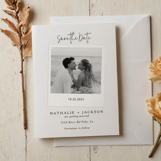 モダンな結婚式の記念日フォトカード セーブザデート