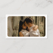 モダンな結婚式の風景　QRコード付き返信ハガキ エンクロージャーカード (裏面)