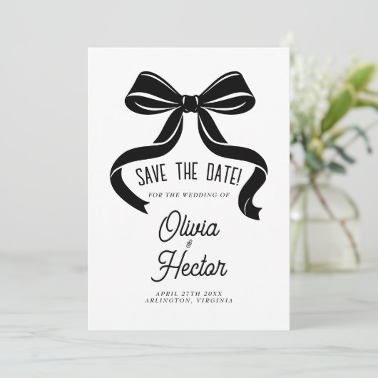 モダンな結婚式 ブラックボウのSave the Date 招待状 (スタンド正面)