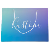 モダンな編集可能なスクリプトライティング | カラフルなオンブレ ラージペーパーバッグ (正面)