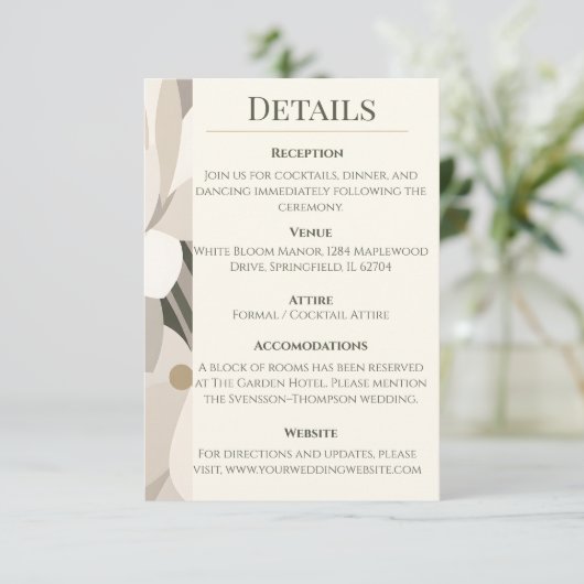 モダンな編集風の結婚式 ニュートラルベージュ抽象的 エンクロージャーカード (スタンド正面)