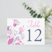 モダンな花のペタル ウェディング テーブル ナンバー 招待状 (スタンド正面)