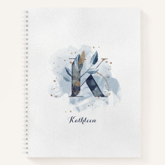 モダンな花柄のイニシャルK ブルー ゴールド ノートブック (正面)