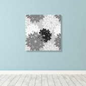 モダンな花柄の着物プリント、グレー、ブラック＆ホワイト キャンバスプリント (インサイチュ (ウッドフロア))