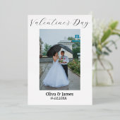 モダンな赤いハートのバレンタインデーカード 箔シーズンカード (立ち正面)