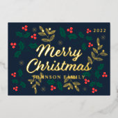 モダンな赤いホリーバッジの葉のクリスマスカード 箔シーズンカード (正面)