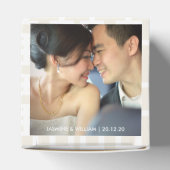 モダンな赤のダブルハピネス中国風結婚式の写真 フェイバーボックス (上部)