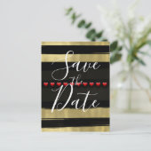 モダンな輝き ブラック＆ゴールド 赤いハートの結婚式のご案内 案内ポストカード (スタンド正面)