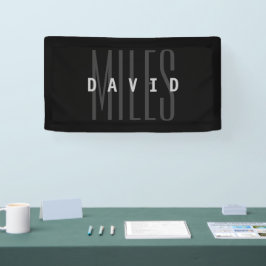 モダンな重なり合う名前と苗字 横断幕