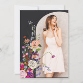 モダンな野生の花のスクリプト写真卒業 招待状 (裏面)