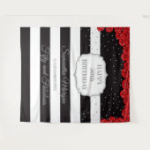 モダンな銀のグリッターと赤いバラの誕生日 タペストリー (正面(横))