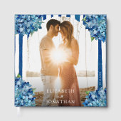 モダンな青いアジサイの花の写真の結婚式 ゲストブック (正面)