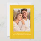モダンな黄色のウェーブフレーム フォトウェディング 招待状 (裏面)
