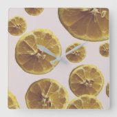 モダンな黄色のレモンの新鮮なフルーツサークルスライスのドット スクエア壁時計 (正面)